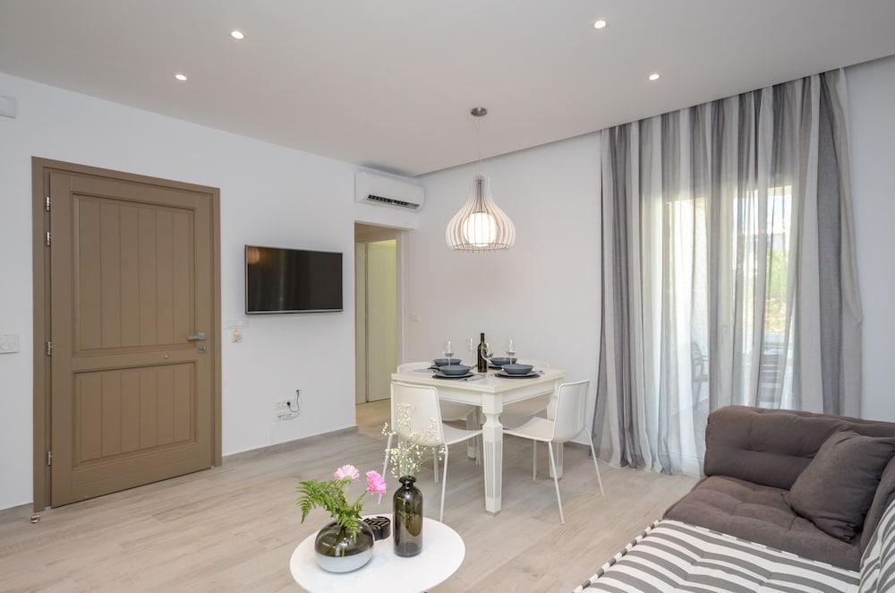 Elegant Apartments Агиос-Прокопиос Экстерьер фото